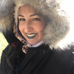 Meet your Posher, Emily